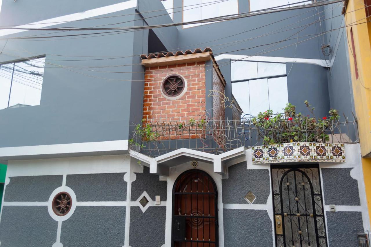 Lima Airport Tampu Bed and Breakfast Buitenkant foto
